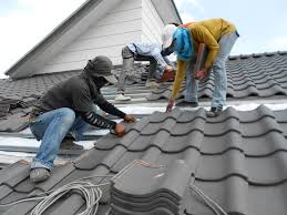 Best Emergency Roof Repair Services  in Keewatin, MN